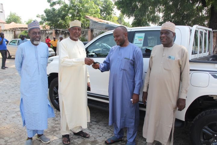 Borno ACReSAL Supports The Three Line Ministries with eight Toyota Hilux Vehicles